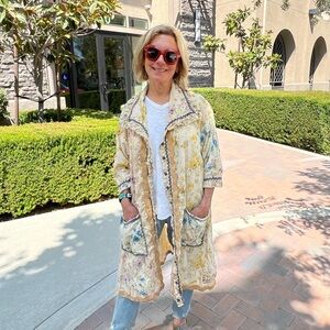 Magnolia Pearl Floral Cream Trench Coat